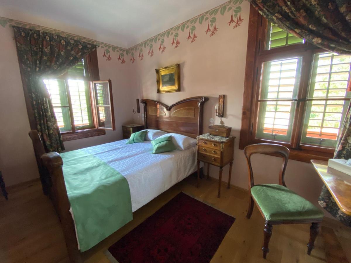Villa Ruska Daca Любляна Экстерьер фото